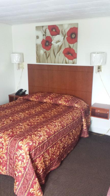 Royal Inn Motel Watertown Bilik gambar