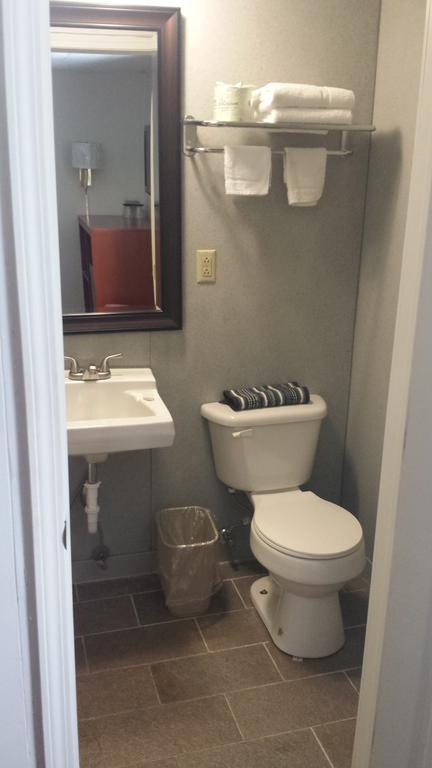Royal Inn Motel Watertown Bilik gambar