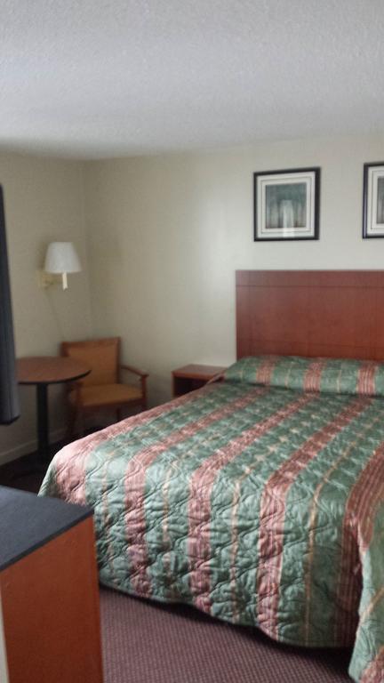 Royal Inn Motel Watertown Bilik gambar