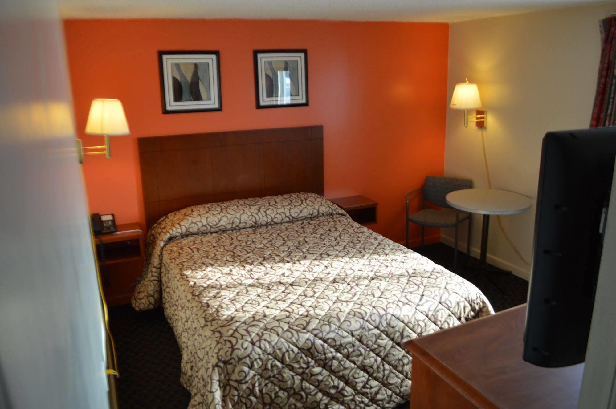 Royal Inn Motel Watertown Luaran gambar